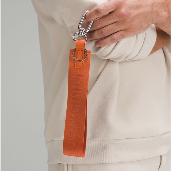 NWT Lululemon Keychain Never Lost Key Chain Orange ONE SIZE - Picture 2 of 11